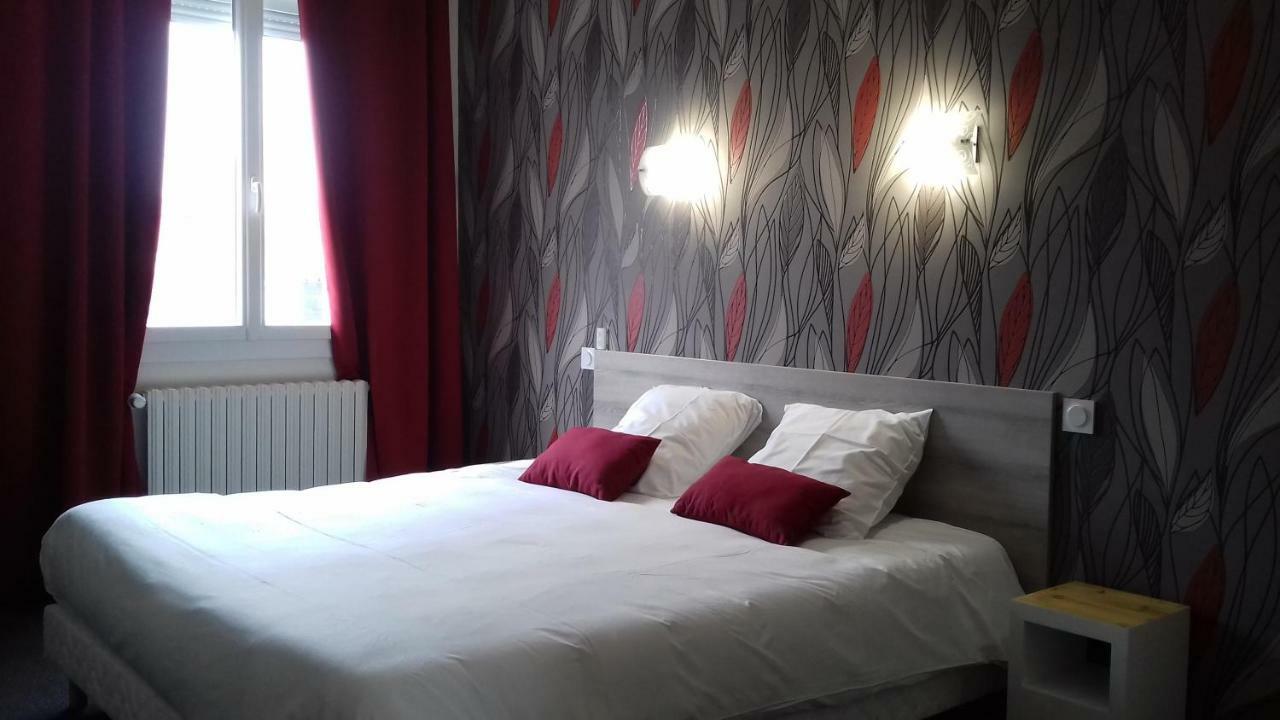 Le Relax Hotel Aurillac Bagian luar foto